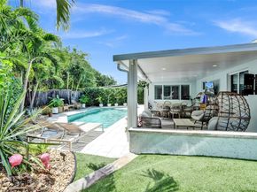 106 SE 10th Ct, Deerfield Beach FL 33441