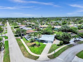 106 SE 10th Ct, Deerfield Beach FL 33441