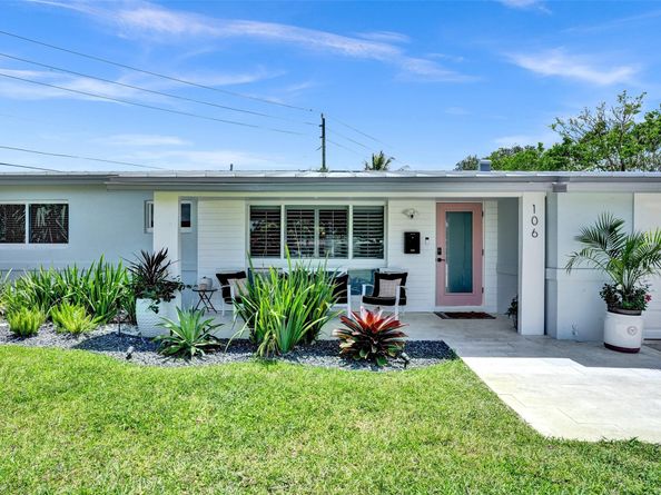 106 SE 10th Ct, Deerfield Beach FL 33441