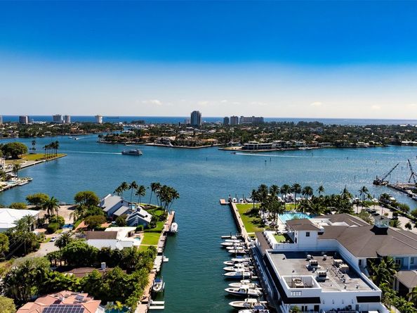1523 SE 12th St, Fort Lauderdale FL 33316