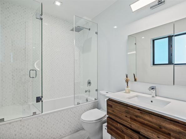 1523 SE 12th St, Fort Lauderdale FL 33316