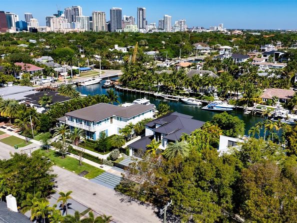 1523 SE 12th St, Fort Lauderdale FL 33316