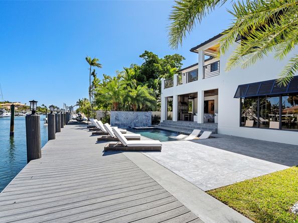 1523 SE 12th St, Fort Lauderdale FL 33316