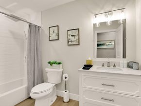 24 Castle Harbor Isle, Fort Lauderdale FL 33308