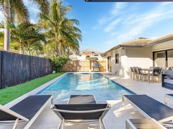 24 Castle Harbor Isle, Fort Lauderdale FL 33308