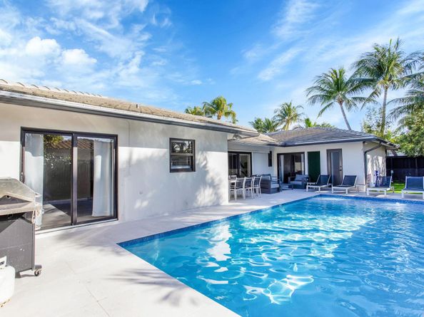 24 Castle Harbor Isle, Fort Lauderdale FL 33308