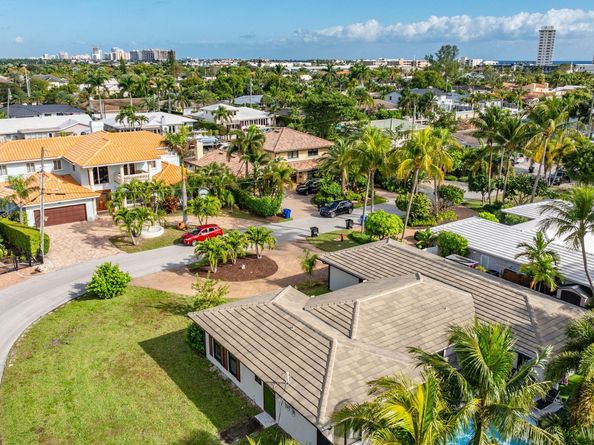 24 Castle Harbor Isle, Fort Lauderdale FL 33308