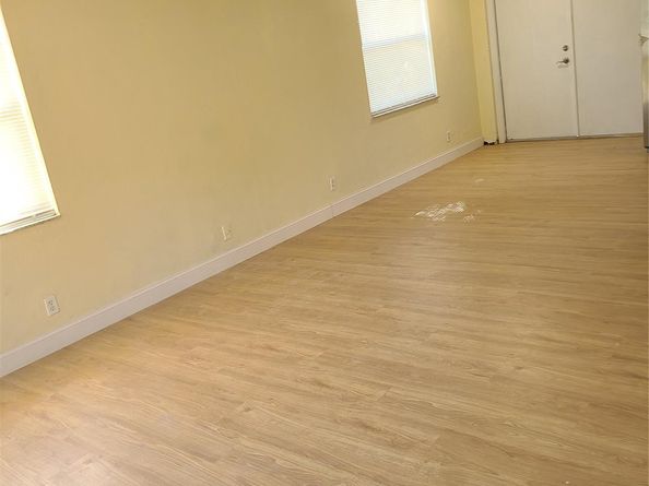 25 NW 11th St, Fort Lauderdale FL 33311