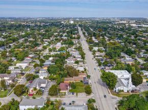 25 NW 11th St, Fort Lauderdale FL 33311