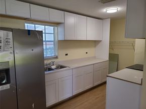 25 NW 11th St, Fort Lauderdale FL 33311