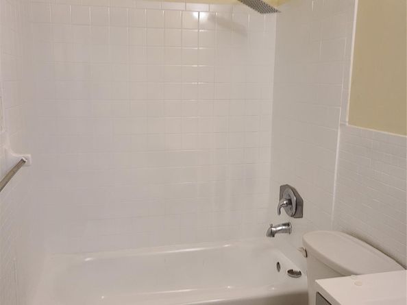 25 NW 11th St, Fort Lauderdale FL 33311