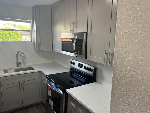 11410 NW 39TH St, Coral Springs FL 33065