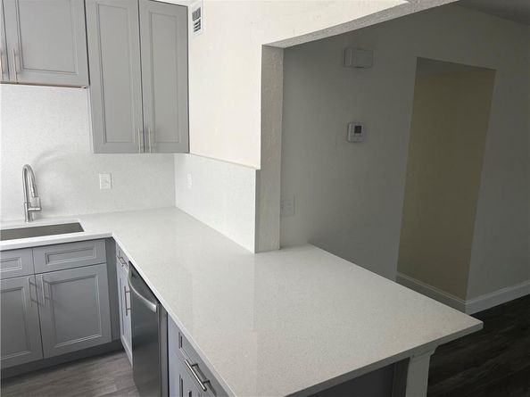 11410 NW 39TH St, Coral Springs FL 33065