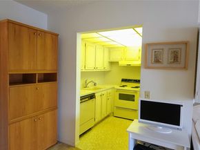 160 Fanshaw D 160, Boca Raton FL 33434