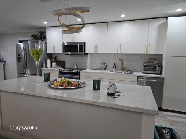 3271 Fairway Drive, Pompano Beach FL 33069