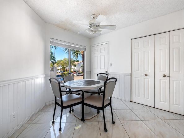 7485 Glendevon Lane 1105, Delray Beach FL 33446