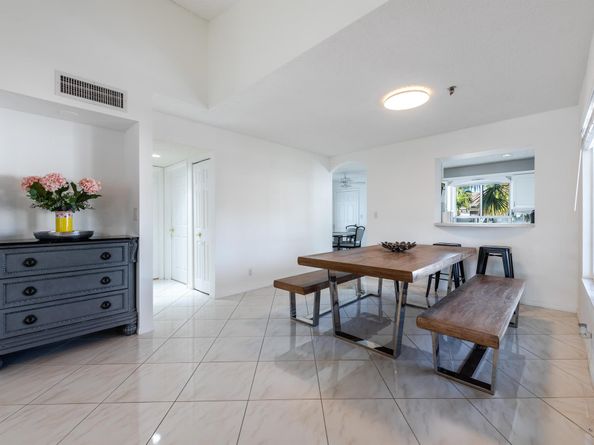 7485 Glendevon Lane 1105, Delray Beach FL 33446