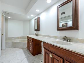 7485 Glendevon Lane 1105, Delray Beach FL 33446