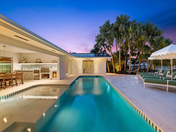 3061 NE 42nd St, Fort Lauderdale FL 33308