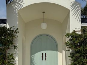 3061 NE 42nd St, Fort Lauderdale FL 33308