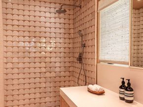 3061 NE 42nd St, Fort Lauderdale FL 33308