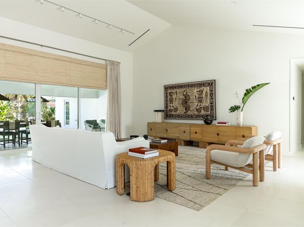 3061 NE 42nd St, Fort Lauderdale FL 33308