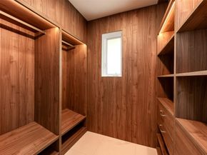 3061 NE 42nd St, Fort Lauderdale FL 33308