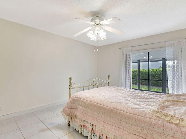 12233 Country Greens Boulevard, Boynton Beach FL 33437