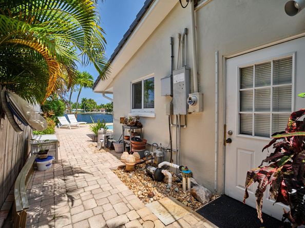 4800 NE 13th Ter, Oakland Park FL 33334