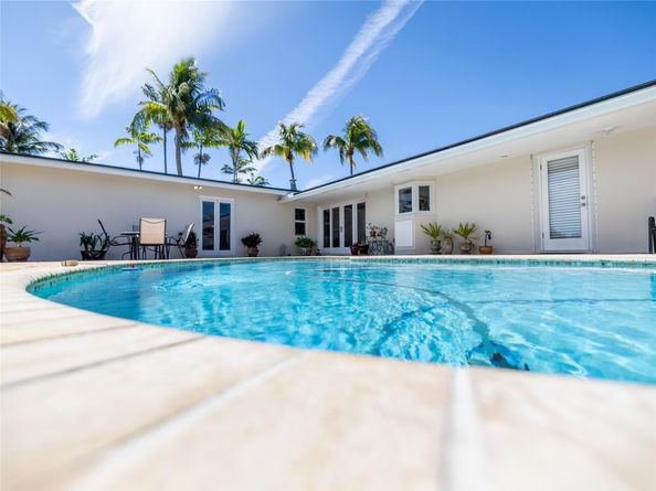 4800 NE 13th Ter, Oakland Park FL 33334