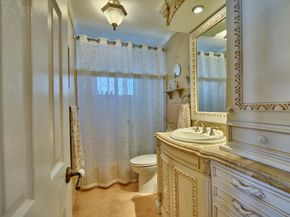 4800 NE 13th Ter, Oakland Park FL 33334