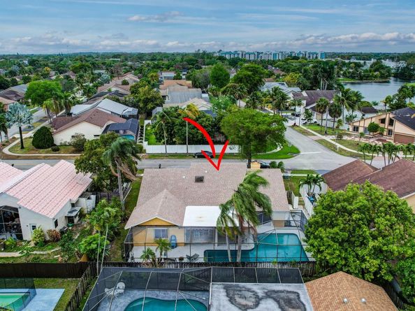 5230 NW 73rd Way, Lauderhill FL 33319