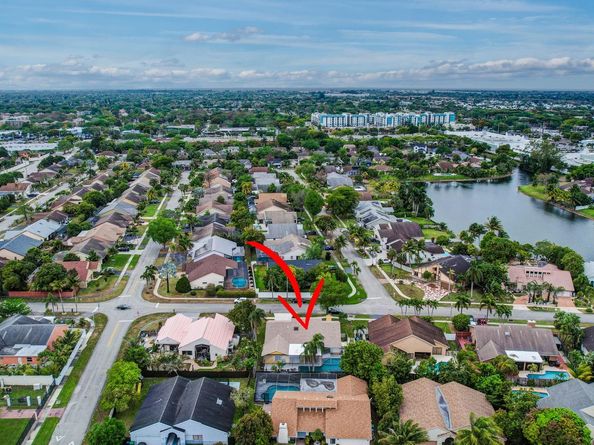 5230 NW 73rd Way, Lauderhill FL 33319