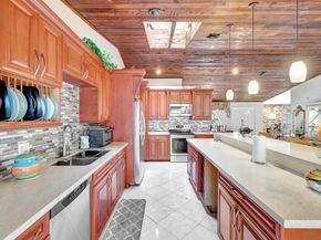 5230 NW 73rd Way, Lauderhill FL 33319