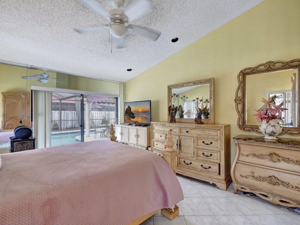 5230 NW 73rd Way, Lauderhill FL 33319