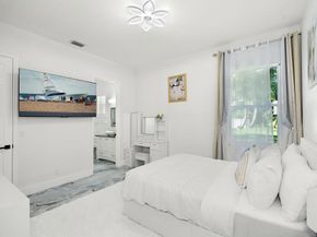 15700 Carrera Lane, Wellington FL 33414