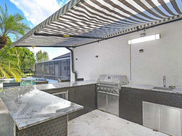 15700 Carrera Lane, Wellington FL 33414