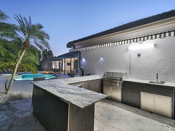 15700 Carrera Lane, Wellington FL 33414