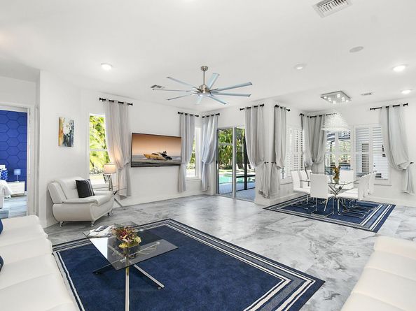 15700 Carrera Lane, Wellington FL 33414