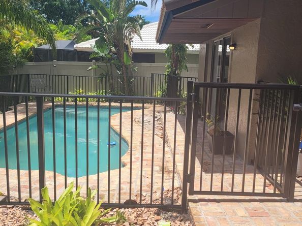 1348 NW 113th Ter, Coral Springs FL 33071