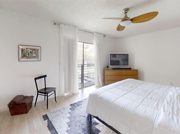 1348 NW 113th Ter, Coral Springs FL 33071