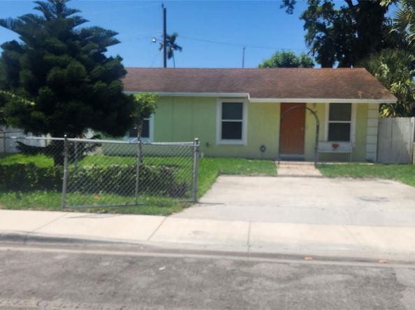 2829 NW 9th Pl, Fort Lauderdale FL 33311