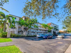1220 NE 3rd St 205, Fort Lauderdale FL 33301