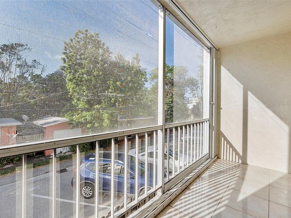 1220 NE 3rd St 205, Fort Lauderdale FL 33301