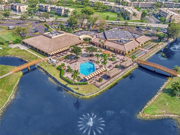 9660 Sunrise Lakes Blvd 301, Sunrise FL 33322