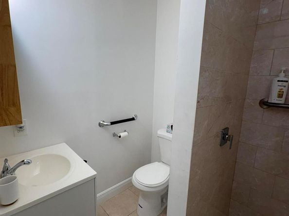 138 Waltham F, West Palm Beach FL 33417