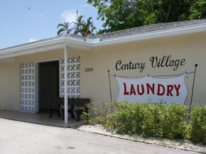 138 Waltham F, West Palm Beach FL 33417