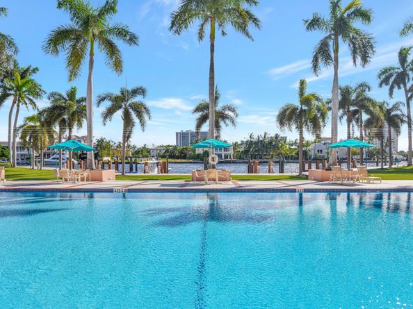 100 SE 5th Avenue 302, Boca Raton FL 33432