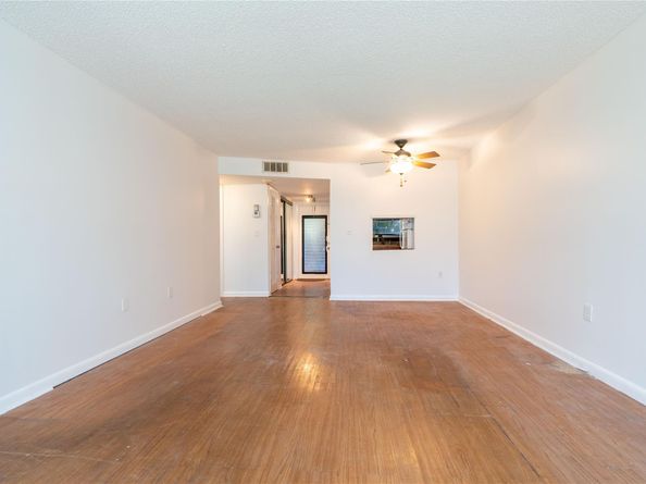 2711 N Pine Island Rd 112, Sunrise FL 33322