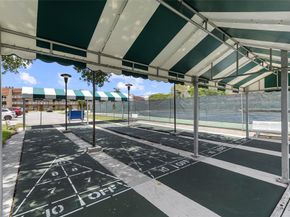 2711 N Pine Island Rd 112, Sunrise FL 33322